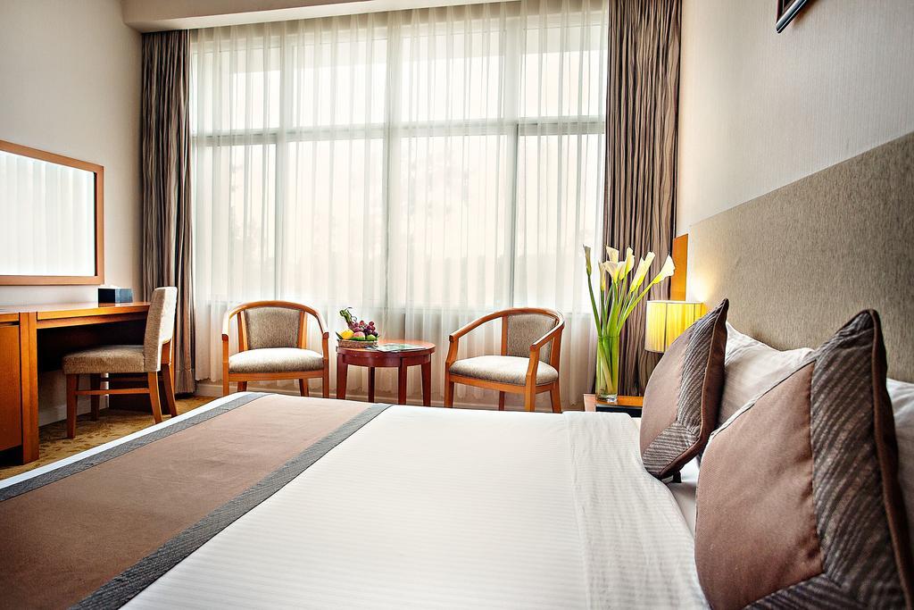Muong Thanh Holiday Da Lat Hotel Exterior photo