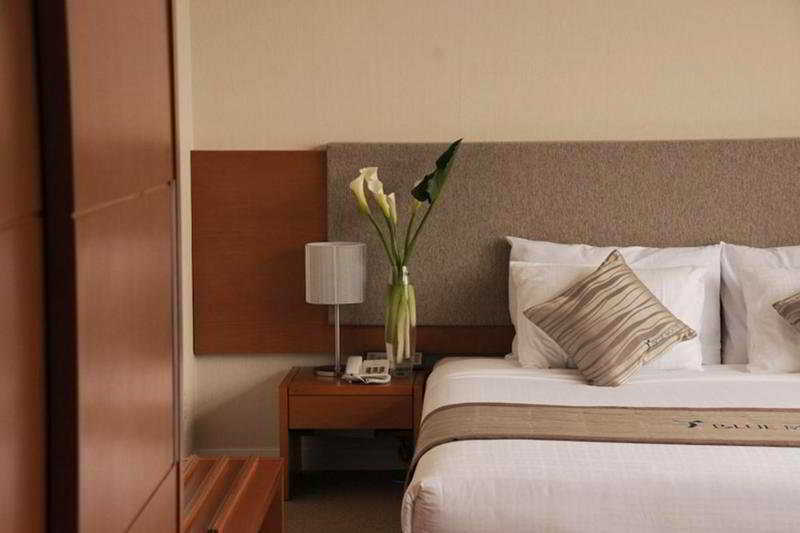 Muong Thanh Holiday Da Lat Hotel Exterior photo
