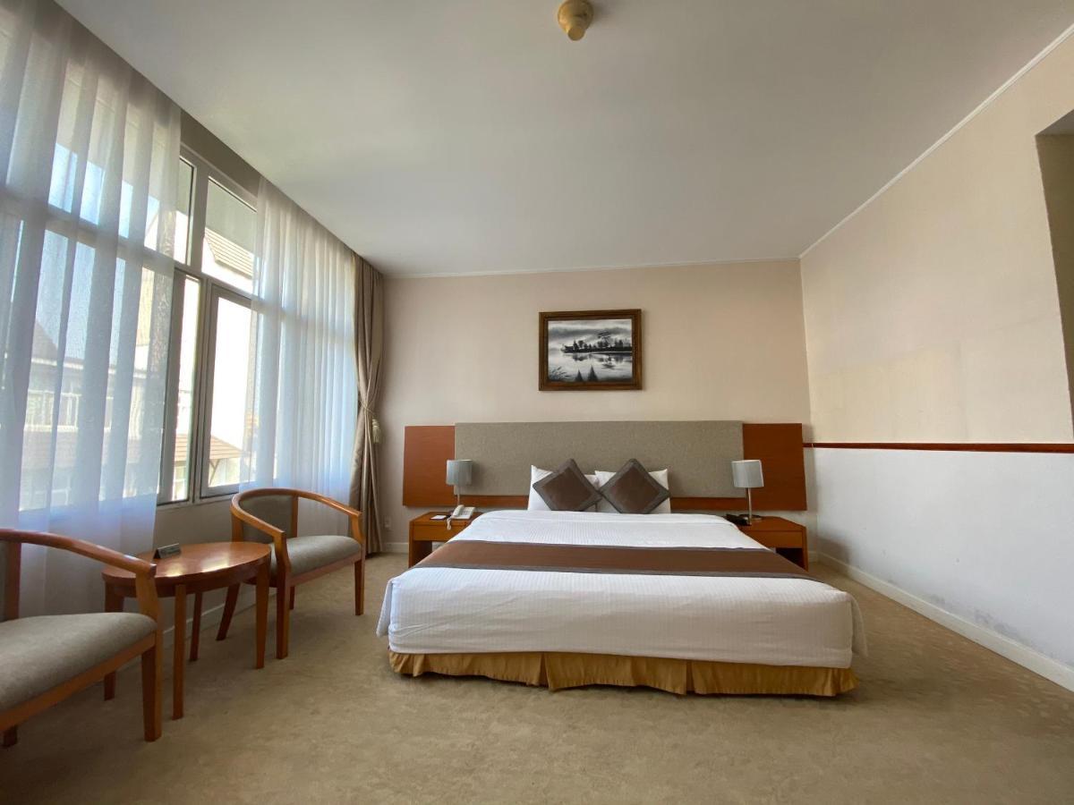 Muong Thanh Holiday Da Lat Hotel Exterior photo